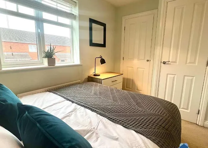 Merton House By Blue Skies * TEESSIDE